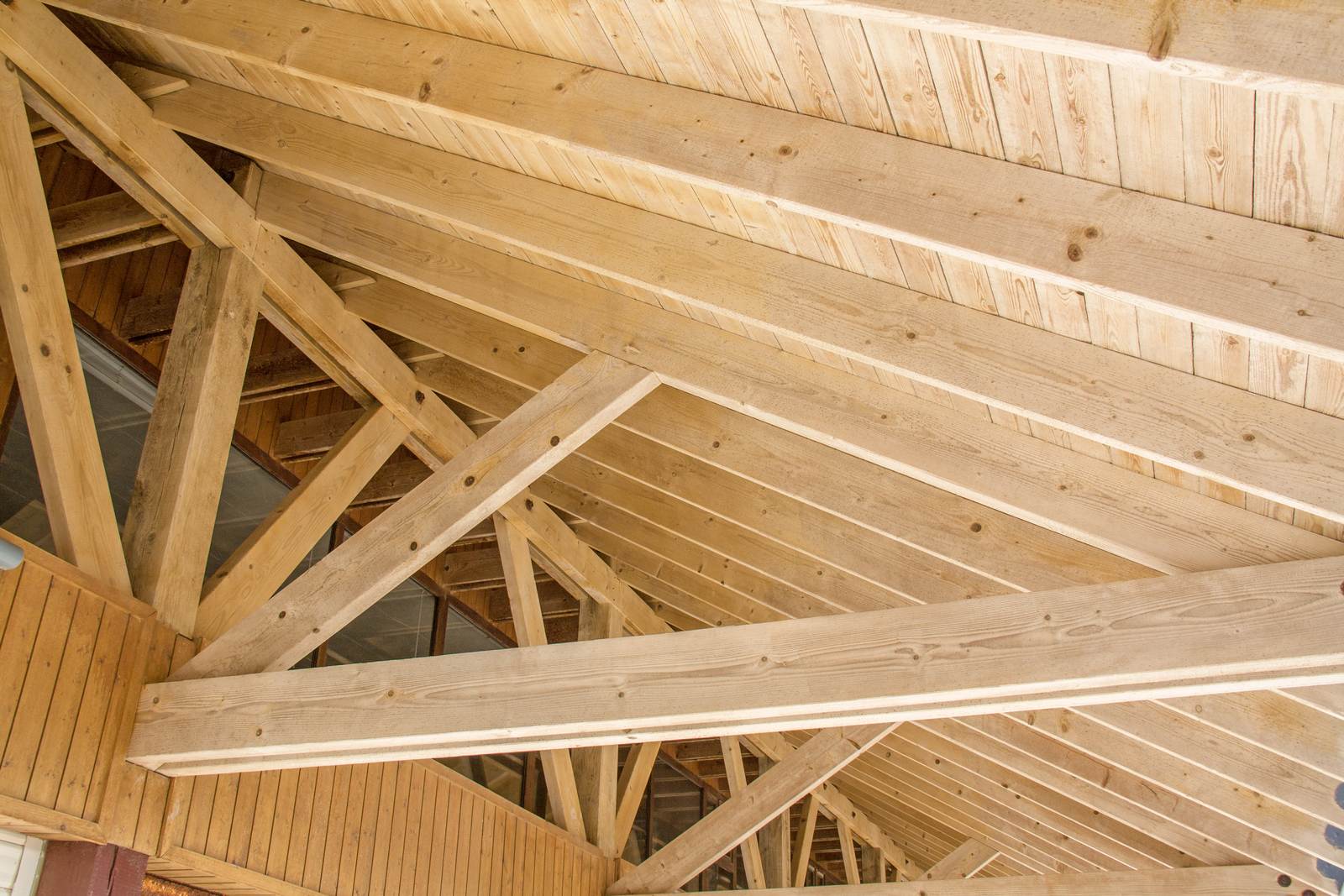 Fabrication et pose de charpente neuve près de Pontivy